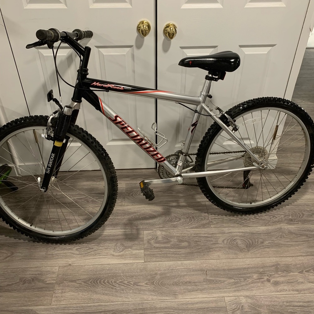 Specialized Rockhopper Mountain Bike